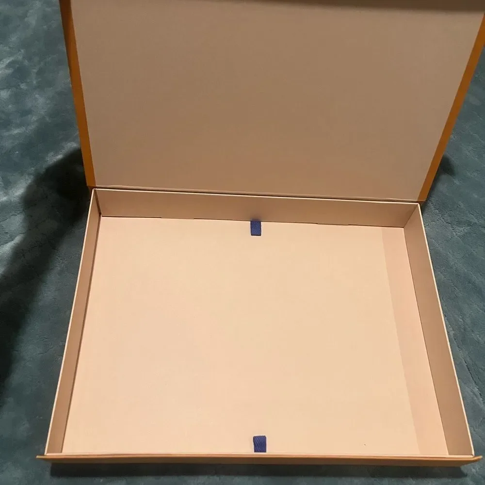 Louis Vuitton Large Magnetic Folding Gift Box‎ Orange 16x11.5x2 Storage Case